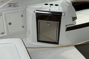 32ft Monterey Yacht For Sale