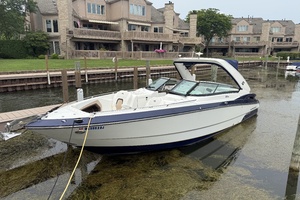 32ft Monterey Yacht For Sale