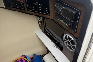 32ft Monterey Yacht For Sale