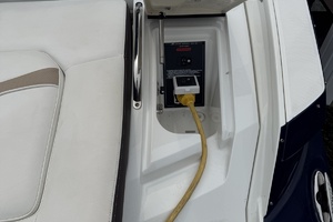 32ft Monterey Yacht For Sale