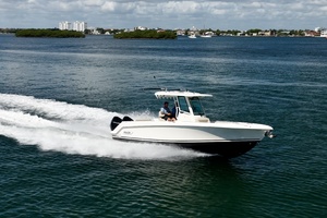 28ft Boston Whaler Yacht For Sale