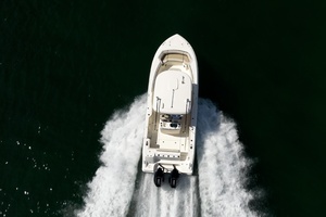 28ft Boston Whaler Yacht For Sale