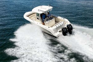 28ft Boston Whaler Yacht For Sale