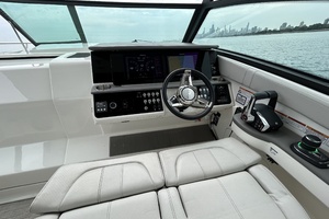 Miss Petunia 32ft Sea Ray Yacht For Sale