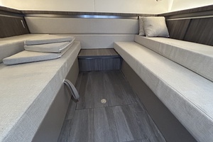 Miss Petunia 32ft Sea Ray Yacht For Sale
