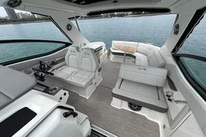 Miss Petunia 32ft Sea Ray Yacht For Sale