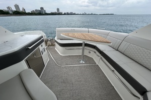 Miss Petunia 32ft Sea Ray Yacht For Sale