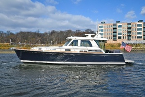 Freedom 48ft Sabre Yacht For Sale