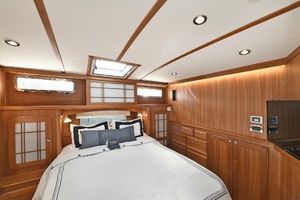 Freedom 48ft Sabre Yacht For Sale
