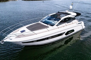 43ft Azimut Yacht For Sale