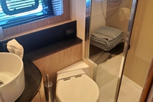 43ft Azimut Yacht For Sale