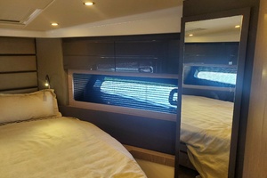 43ft Azimut Yacht For Sale