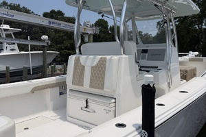 33ft Front Runner Yacht For Sale
