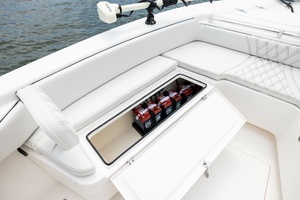 28ft Contender Yacht For Sale