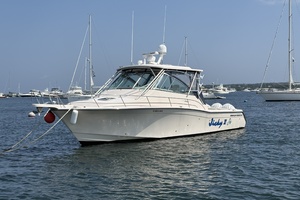 36ft Grady White Yacht For Sale
