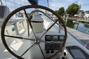 Banana Wind 40ft Jeanneau Yacht For Sale