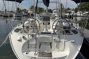 Banana Wind 40ft Jeanneau Yacht For Sale