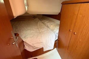 Banana Wind 40ft Jeanneau Yacht For Sale