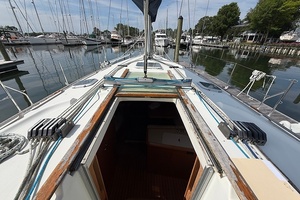 Banana Wind 40ft Jeanneau Yacht For Sale