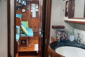 MALAMOK 46ft Little Harbor Yacht For Sale