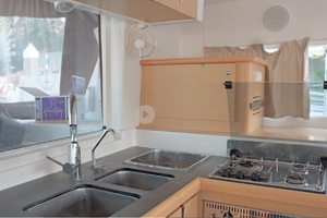 Wanderlust 41ft Lagoon Yacht For Sale