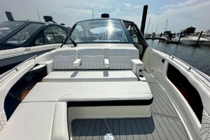 39FT (12.12M) SEA RAY