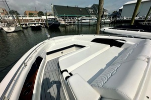 39FT (12.12M) SEA RAY