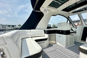 39FT (12.12M) SEA RAY