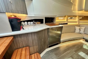 39FT (12.12M) SEA RAY