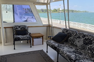 Resolute 63ft Hatteras Yacht For Sale