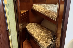 Resolute 63ft Hatteras Yacht For Sale