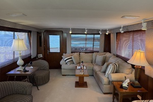 Resolute 63ft Hatteras Yacht For Sale