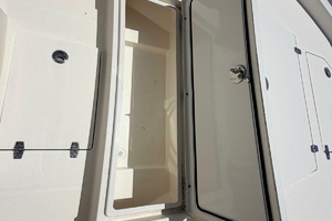 24ft Pathfinder Yacht For Sale