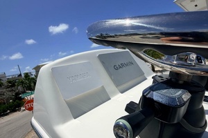 24ft Pathfinder Yacht For Sale