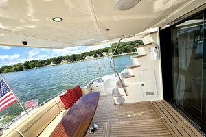 58FT (17.78M) SEA RAY