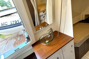 58FT (17.78M) SEA RAY