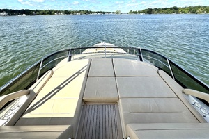 58FT (17.78M) SEA RAY