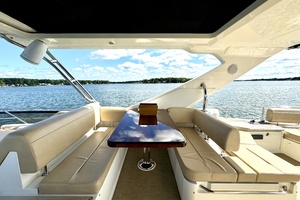 58FT (17.78M) SEA RAY