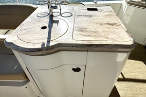 58FT (17.78M) SEA RAY