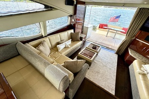 58FT (17.78M) SEA RAY