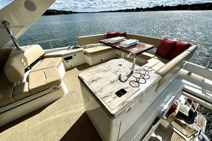 58FT (17.78M) SEA RAY