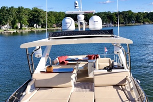 58FT (17.78M) SEA RAY