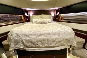 58FT (17.78M) SEA RAY