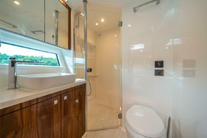 52FT (15.9M) RIVIERA