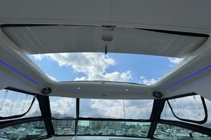 32ft Sea Ray Yacht For Sale