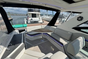 32ft Sea Ray Yacht For Sale