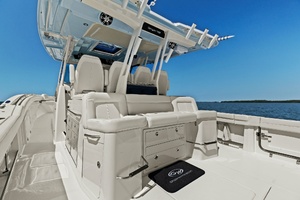 45FT (13.72M) GRADY-WHITE