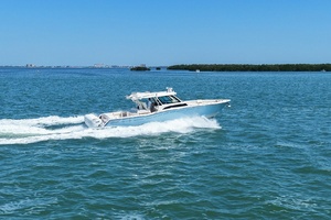 45FT (13.72M) GRADY-WHITE