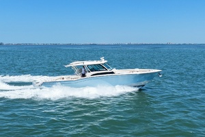 45FT (13.72M) GRADY-WHITE