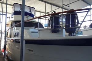 ABIDING VIBES 53ft Hatteras Yacht For Sale
